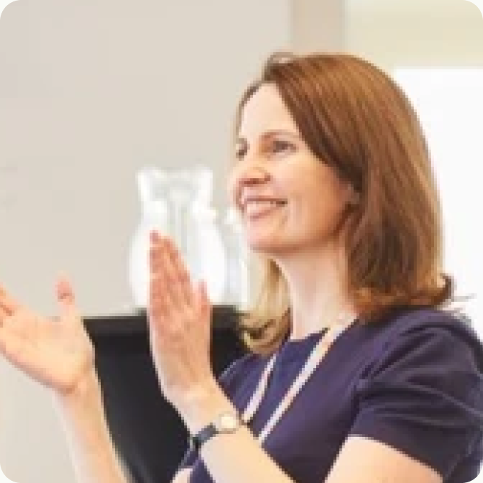 Associate Professor Sharon Medlow